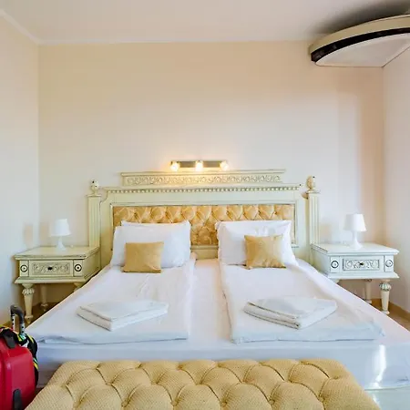 Primea Aparthotel 3*