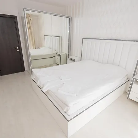 Primea Aparthotel Tsarevo