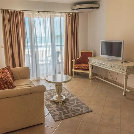 Primea Aparthotel Tsarevo