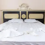 Primea מלון דירות 3*