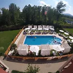 Primea Apartahotel 3*